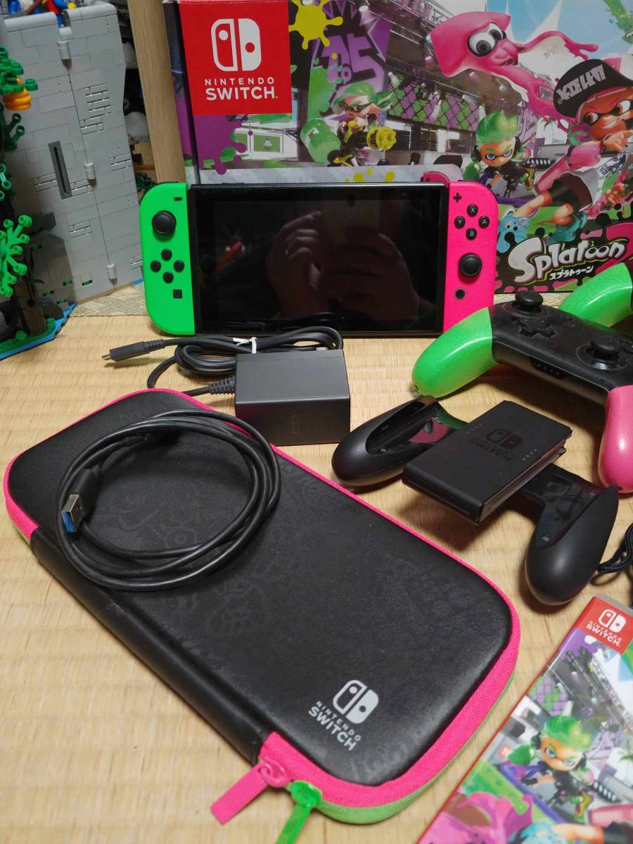 Nintendo Switch 本体 Lets Go Pikachu & Splatoon 2 Limited Edition / 海外版 3 Games / 3 Pro Controllers / 2 Cases & Accessories_画像3