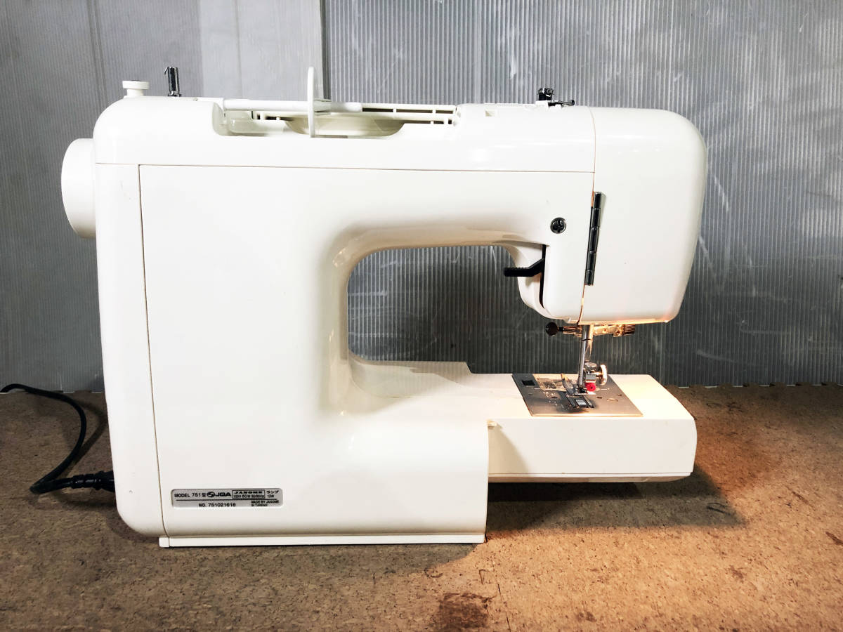 ◎★ 中古★JANOME/ジャノメ　Crown Lady 5002　家庭用ミシン　コンピューターミシン　フットペダル付き【751型】CMC9_画像4