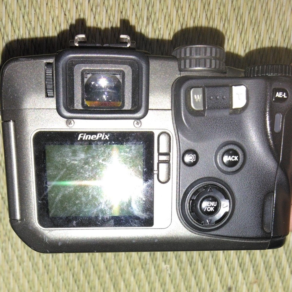 FinePix  S602  デジタルカメラ