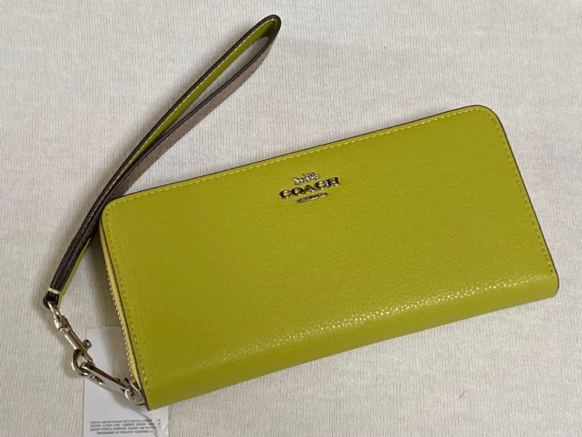 COACHコーチ 長財布 ジップウォレット シグネチャー 黄緑 COACHコーチ 長財布 ジップウォレット シグネチャー 黄緑