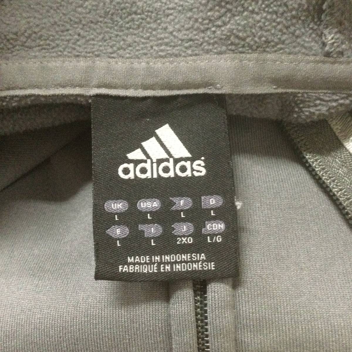 【N445】★adidas★ アディダス ジップアップ パーカー Lサイズ スポーツ アウトドア ストリート 古着 古着卸_画像6