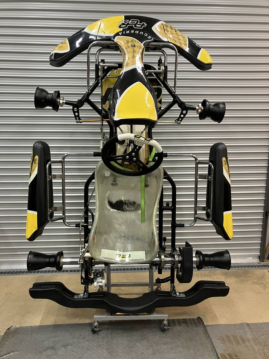 Yahoo!オークション - PCR MXK8 レーシングカートフレーム 中古 Yahoo!オークション - PCR MXK8 レーシングカートフレーム 中古