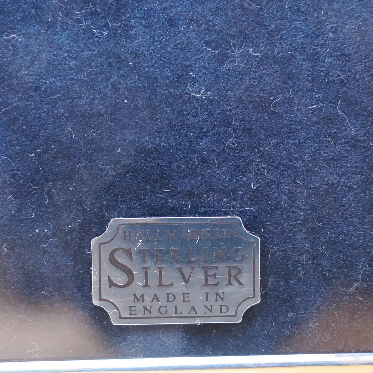 e) 銀枠 写真立て SILVERWARE CARRS イギリス製 H13cm W21cm フォトフレーム_画像3