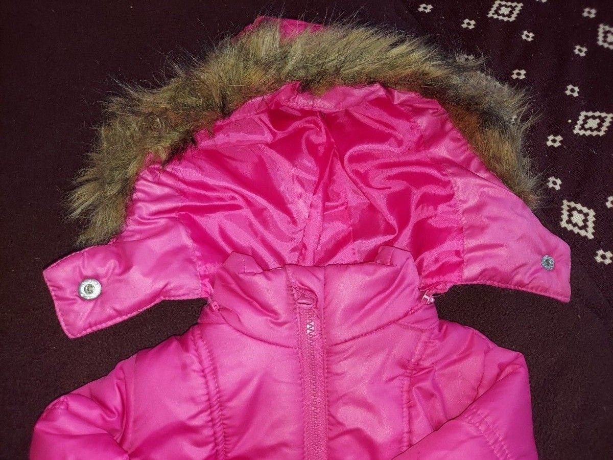 【値下げ中】ダウンジャケット　西松屋　フード　ショッキングピンク　ピンク　ダウン　フード　スキー　雪遊び