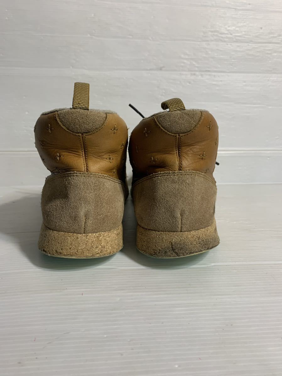 Clarks SPORTSWEAR クラークス　レザー　× スウェード　バイカラー切替 十字架 クロス刺繍 ハイカット 3ホール チャッカブーツ UK 9 1/2 G_画像7