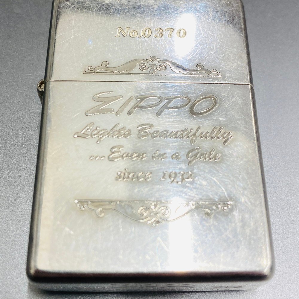 ICH【中古品】 ZIPPO ジッポ― Lights Beautifully LIMITED EDITION 限定版 シリアルナンバー入 1998年3月製 〈106-231226-sm4-ICH〉_画像2