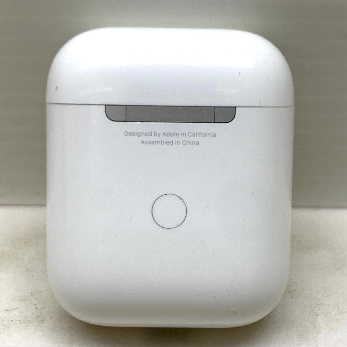 MIN【現状渡し品】 MSMK Apple MRXJ2J A AirPods 第2世代 with Wireless Charging Case 使用感あり 〈93-231201-MK-2-MIN〉_画像2