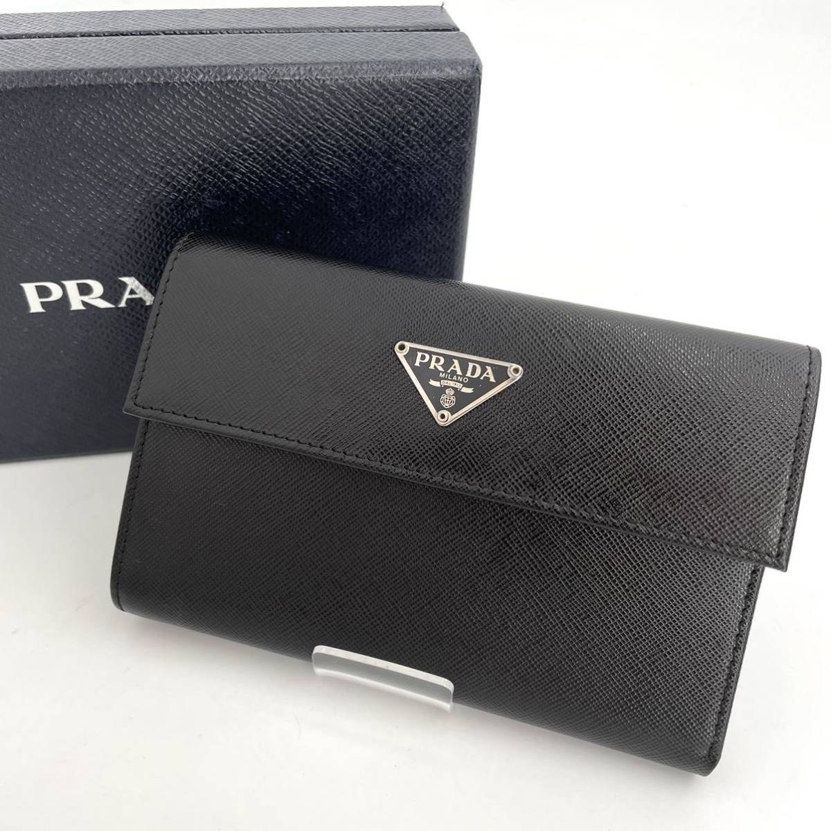 新品未使用 PRADA プラダ 財布 サフィアーノ ナイロン 三角プレート 