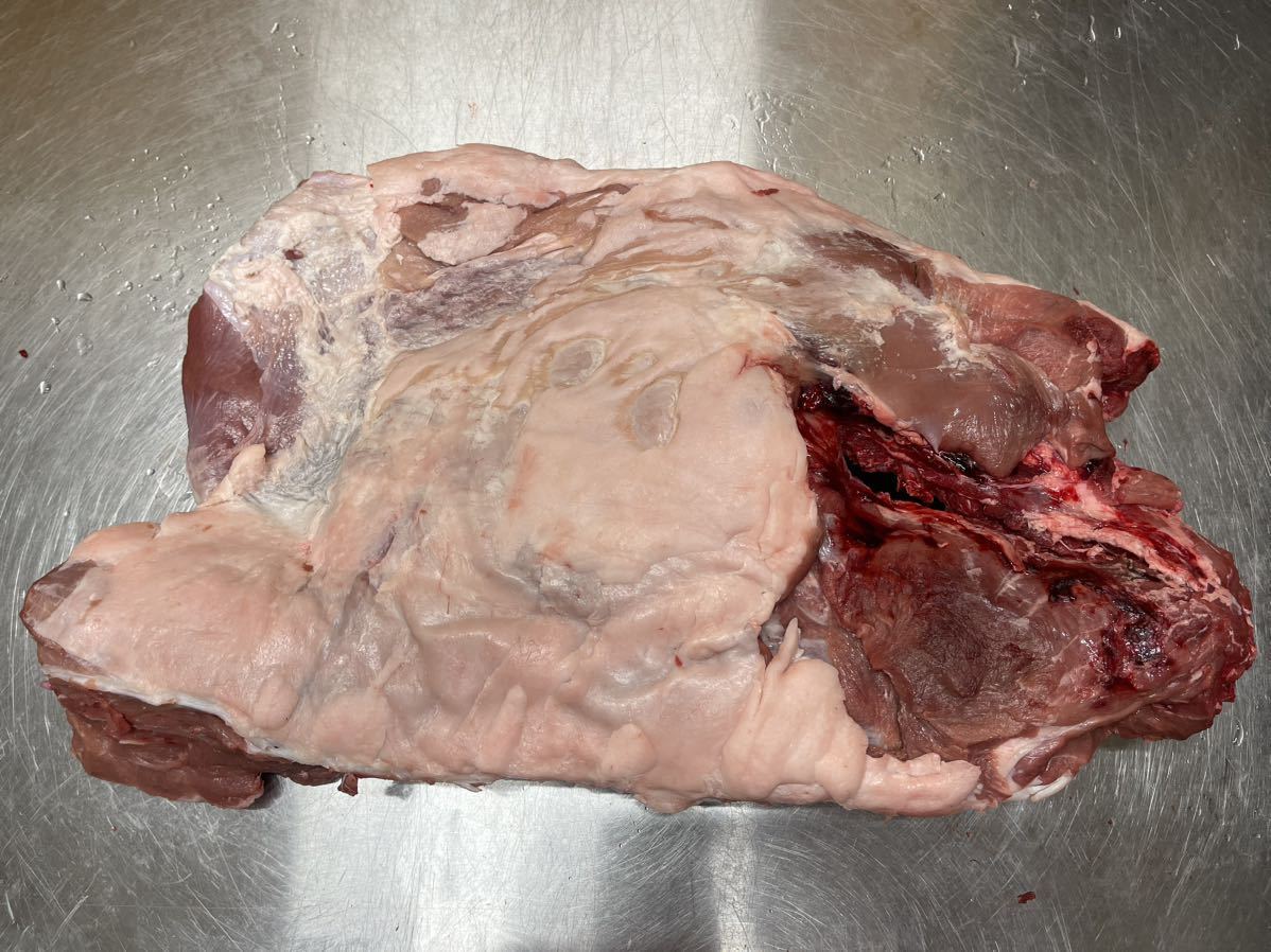 ！猪肉　ロース　バラ　前足　骨付き肉　6.5kg (6500g)！⑪_画像1