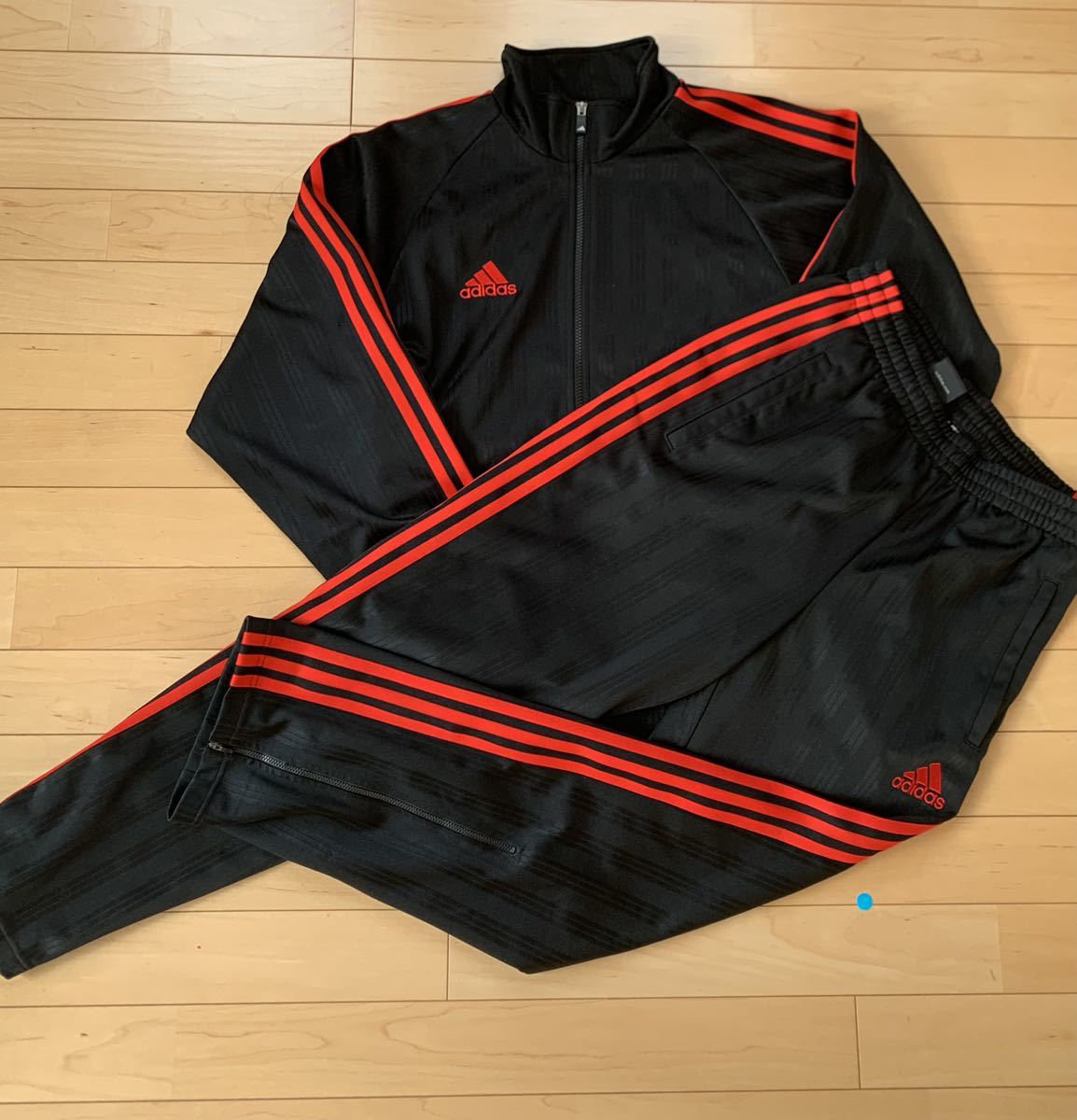 美品 adidas ジャージ 上下 アディダス セットアップ 黒×赤 M