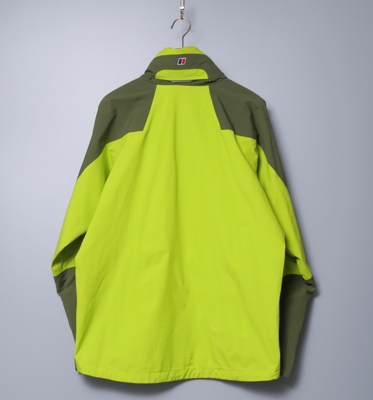 TG7115◇berghaus/バーグハウス メンズM GORE-TEX/ゴアテックス パフォーマンスシェル フード付き トレックジャケット グリーン系_画像2