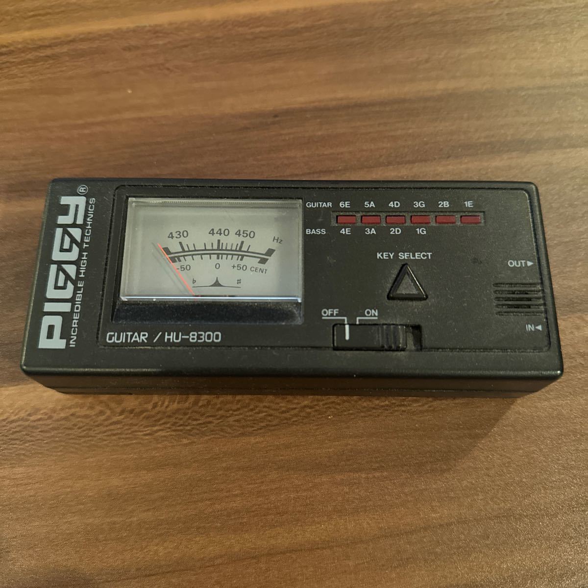 【中古】完動品 PIGGY ギター チューナー HU-8300の画像1