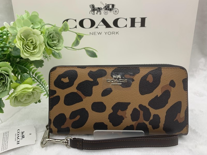 コーチ COACH 長財布 財布 ヒョウ柄 豹柄 女性人気 プレゼント コーチ COACH 長財布 財布 ヒョウ柄 豹柄 女性人気 プレゼント