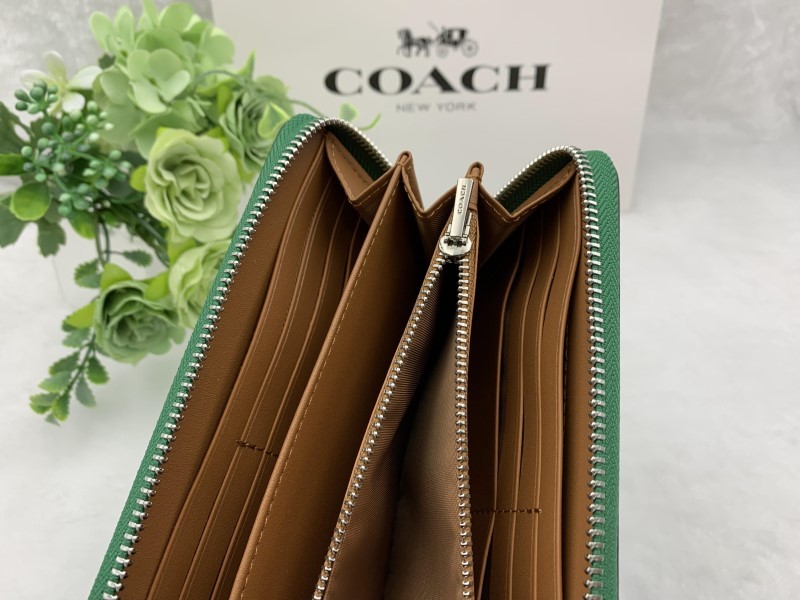 コーチ COACH 長財布 財布 レディース メンズ グリーン レザー ストラップ付き ロング ジップ ホースキャリッジ 馬車 新品 C5889 C225_画像9