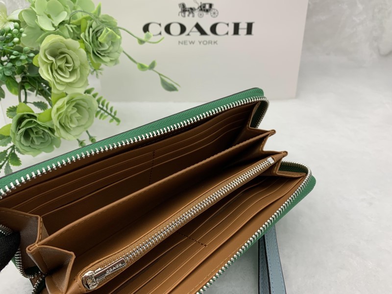 コーチ COACH 長財布 財布 レディース メンズ グリーン エンボス レザー ストラップ付き ロング ジップ ホースキャリッジ 馬車 C5889 C225_画像8