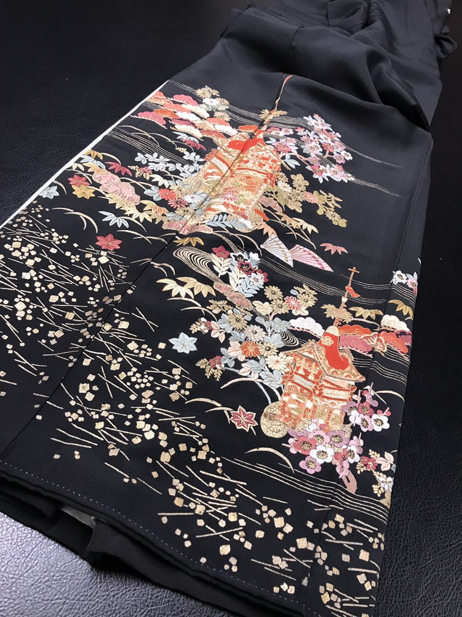 着物花水木　【正絹】黒留袖のみ12点まとめ売り　汕頭刺繍　蘇州刺繍　アンティーク　和田光正　着物リメイク　パッチワーク　材料_画像10