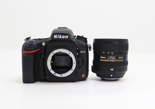 ◇美品【Nikon ニコン】D600 24-85 VRレンズキット 予備バッテリー付き デジタル一眼カメラ