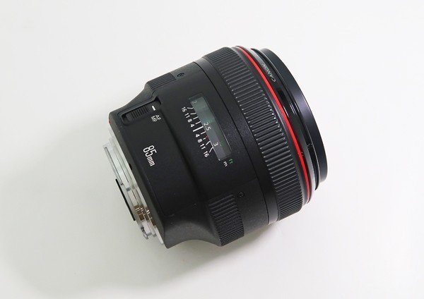 ◇美品【Canon キヤノン】EF 85mm F1.2L II USM 一眼カメラ用レンズ_画像5