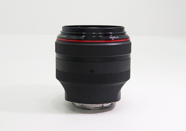 ◇美品【Canon キヤノン】EF 85mm F1.2L II USM 一眼カメラ用レンズ_画像3