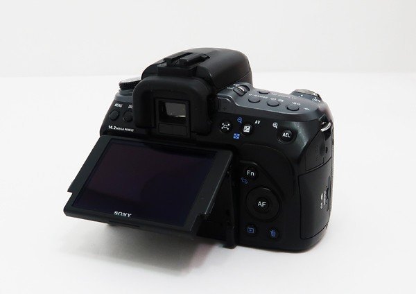 ◇美品【SONY ソニー】α550 ズームレンズキット DSLR-A550L デジタル一眼カメラ_画像2