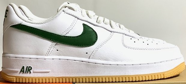 国内正規品 人気 NIKE ナイキ エアフォース 1 '07 ロー レトロ GREEN SWOOSHES メンズ スニーカー FD7039-101 日本サイズ27cm 新品本物_画像3