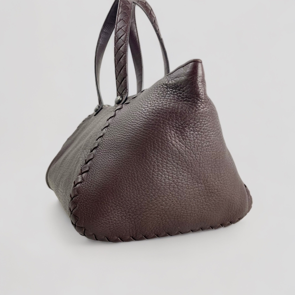 ■BOTTEGA VENETA ■ イントレチャート トロレザー ハンドバッグ トートバック トライアングル型 ブラウン ボッテガ・ヴェネタ_画像4