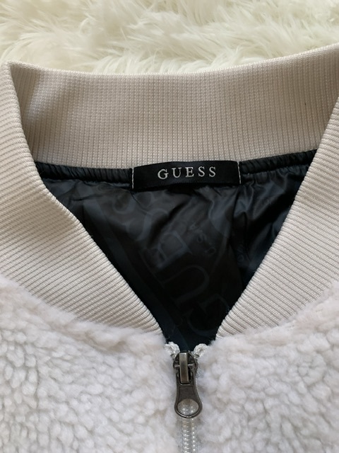 GUESS ゲス 　フリース地　ボンバージャケット　フライトジャケット　_画像3