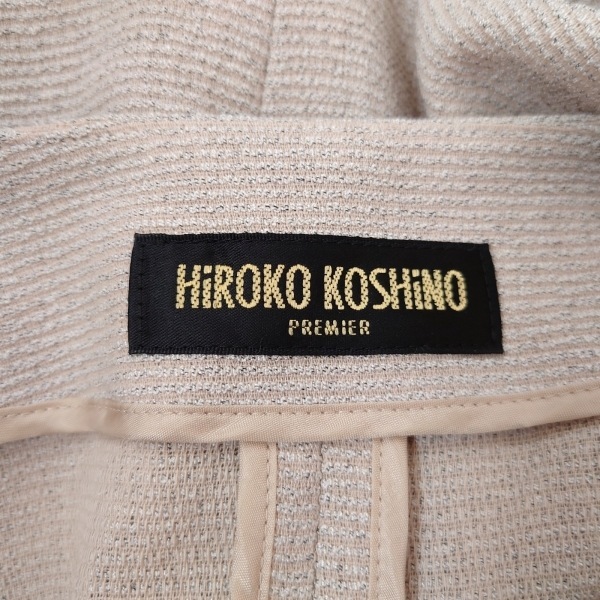 ヒロココシノ HIROKO KOSHINO スカートスーツ - ベージュ レディース 肩パッド/PREMIER レディーススーツ_画像3
