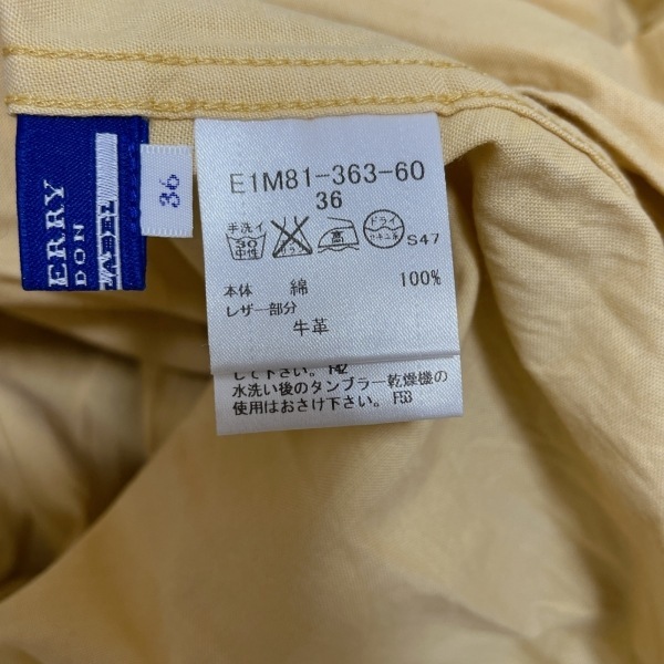 バーバリーブルーレーベル Burberry Blue Label - ライトイエロー レディース 開襟/長袖/ミニ 美品 ワンピース_画像5