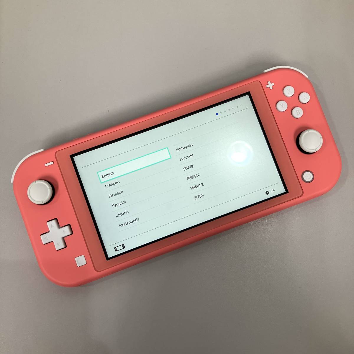 【中古 美品】任天堂 Nintendo Switch Lite コーラル HDH-S-PAZAA スイッチライト