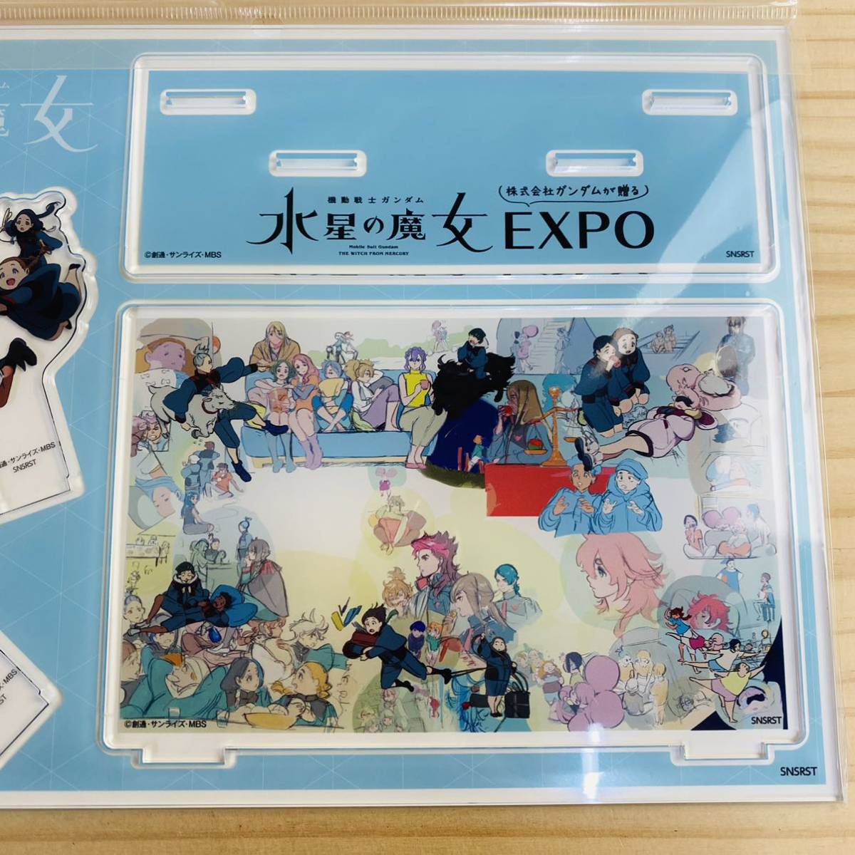 1H35632-40 未開封品 機動戦士ガンダム 水星の魔女 EXPO 集合 アクリルスタンド_画像4