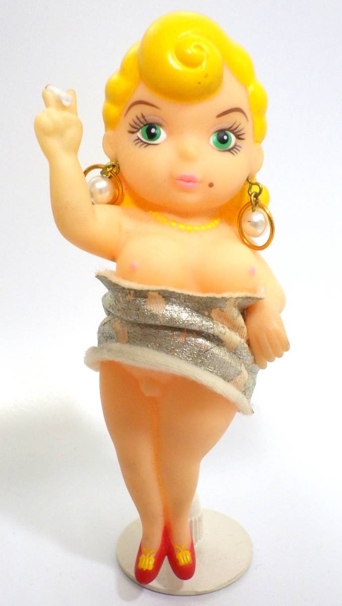 新品即決 高さ約12.4cm 人形スタンド付き ビンテージドール ソフビ人形 裸 ヌード セクシー ☆レア☆希少☆レディ IWAI 詳細不明 現状 裸婦 ソフビ