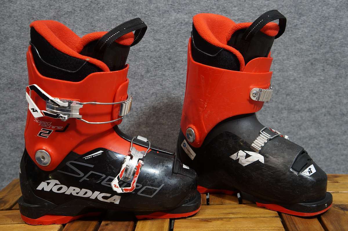 USED a little scratch equipped Nordica NORDICA Speed Jr ski boots [ color : photograph reference size =22.5cm L=265mm] good-looking!