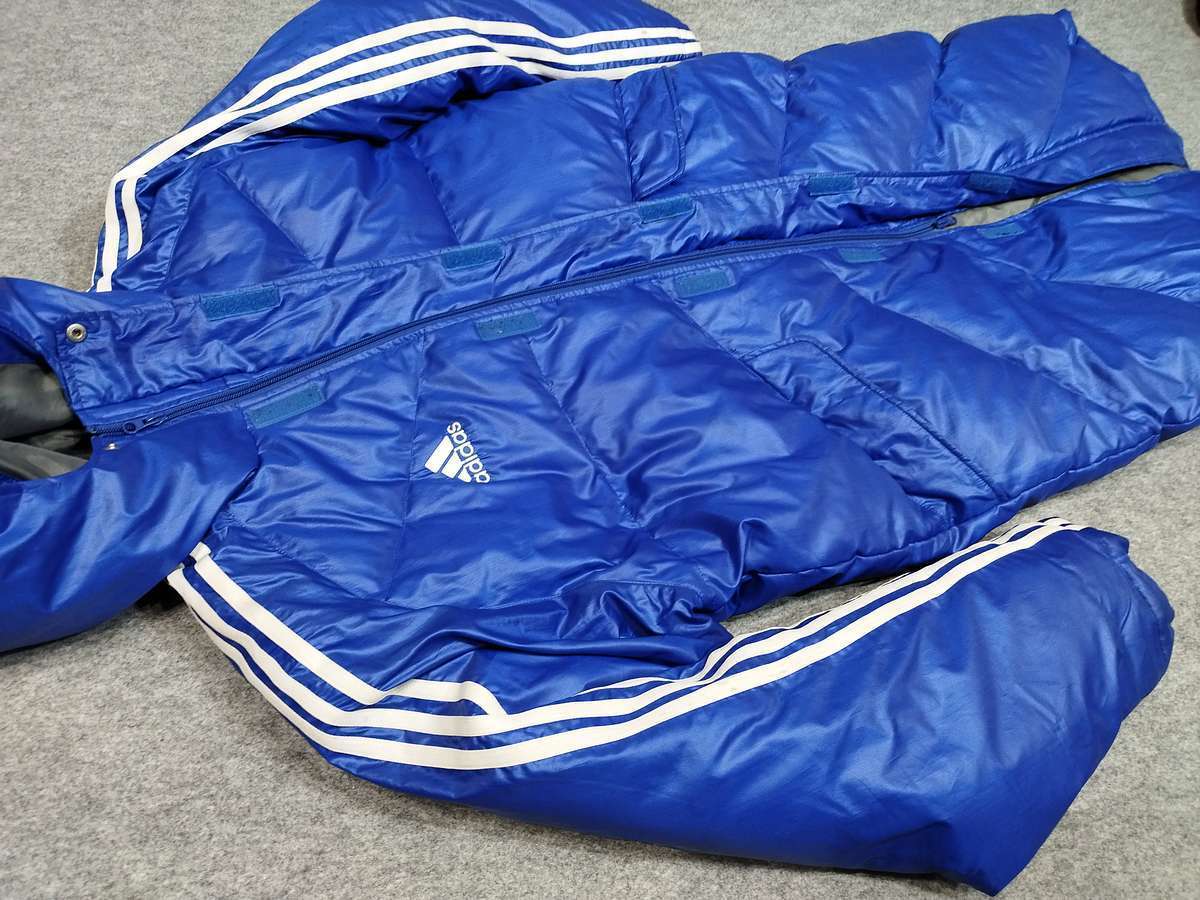 アディダス adidas サッカー 普段着 ベンチコート ボアコート ダウンコート [サイズ: L /カラー: 写真参照]やや汚れ もこもこ ふわふわ _画像6