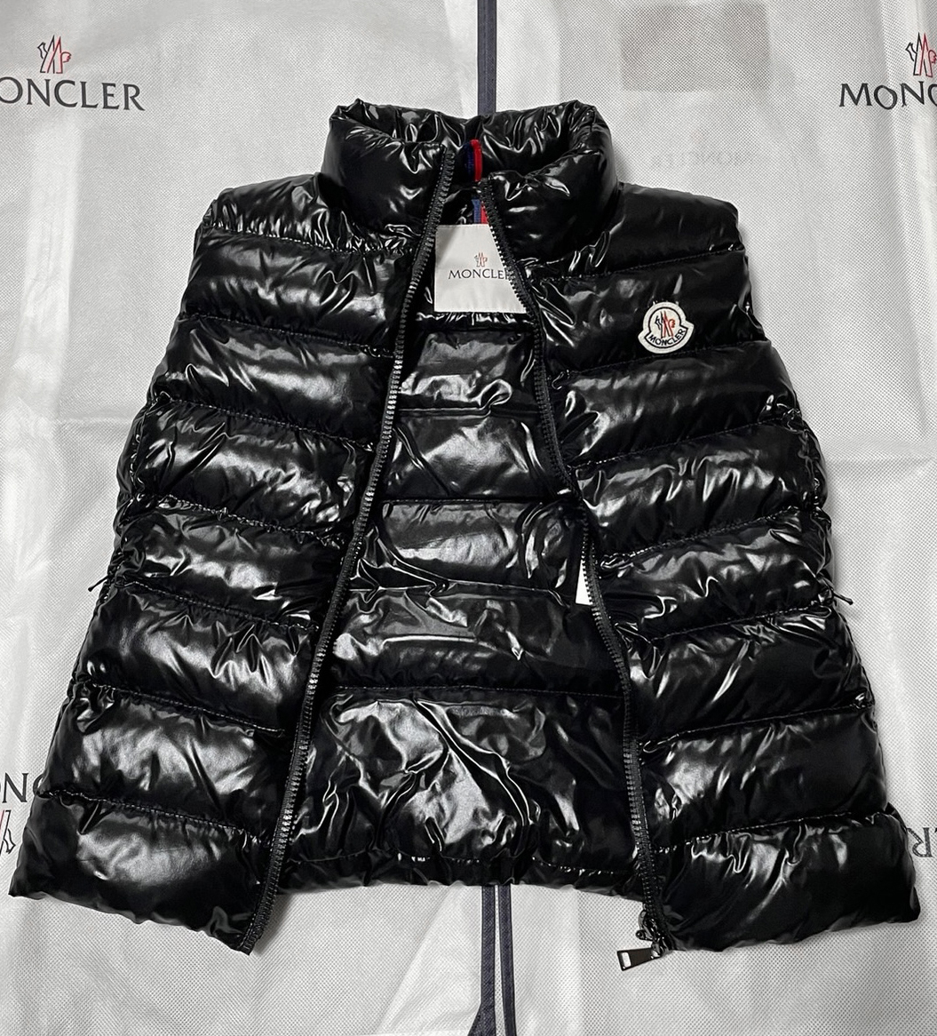 国内正規品 MONCLER GHANY モンクレール ガーニー ダウンベスト ブラック サイズ0*パーカー コート ニット ジャケット ガーナ ghana_画像2