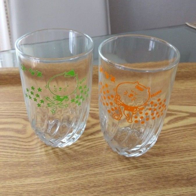 森永　コーラス　 グラス２個　グリーン　オレンジ　ネコ　 レトロ　昭和レトロ　　　　　ガラスコップ