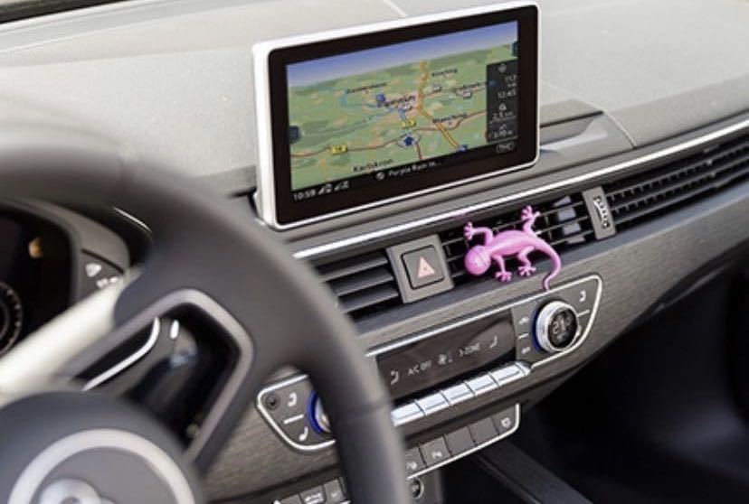 Audi ゲッコー ピンク 純正 芳香剤 gecko エアフレッシュナー アウディ フレグランス A1 A3 A4 A5 A6 A7 A8 Q2 Q3 Q5 Q7 Q8 TT R8 quattro_画像3