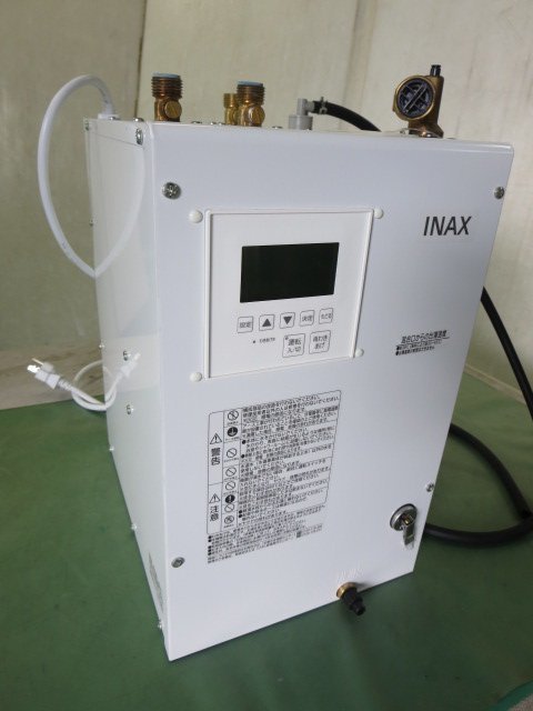 ●住宅展示場 LIXIL/INAX 小型電気温水器(湯沸器) EHPN-KA12ECV2 貯湯量12L (0806DI)7AT-1_画像1