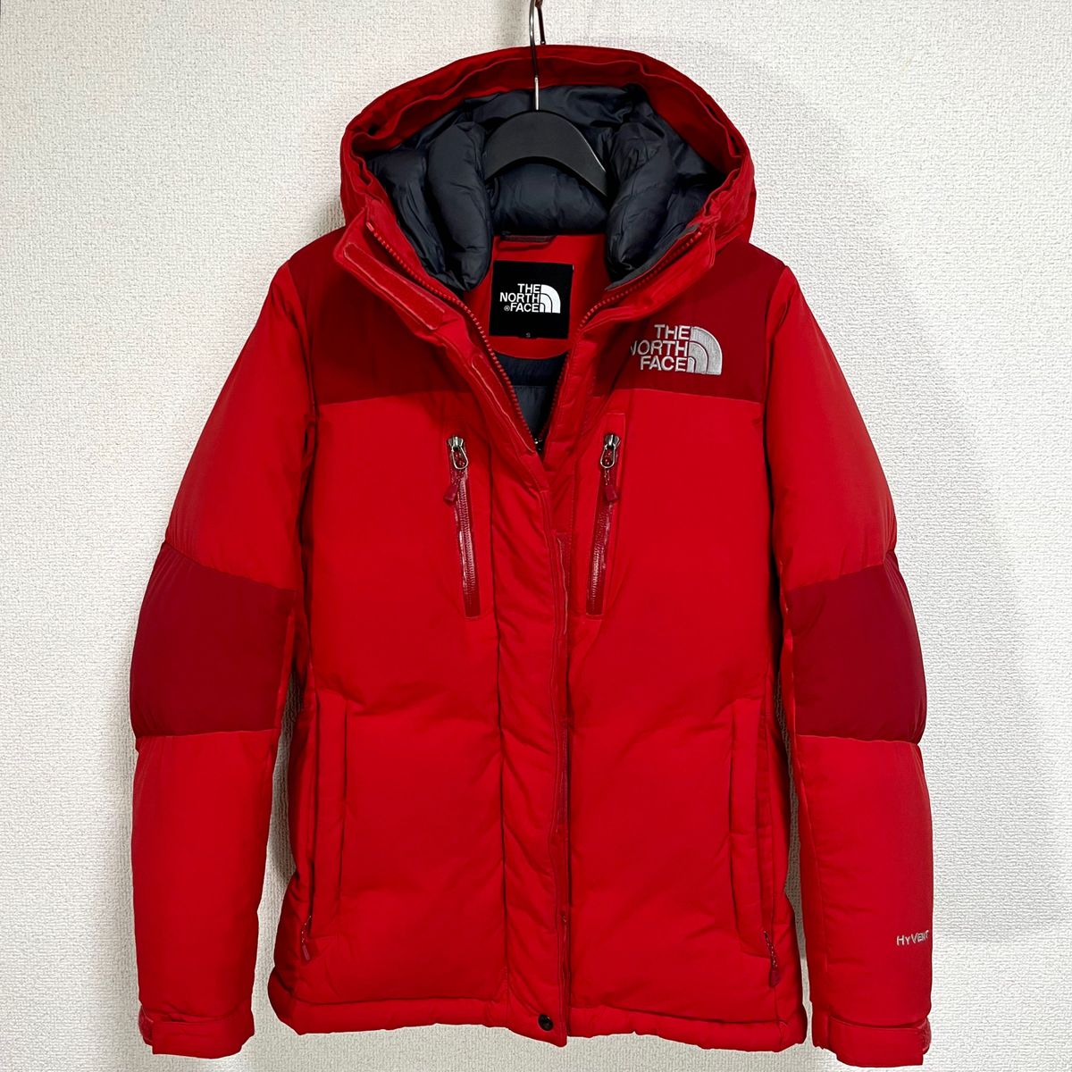 美品人気 ノースフェイス バルトロライトジャケット 透湿防水 レディースS THE NORTH FACE ダウンジャケット 