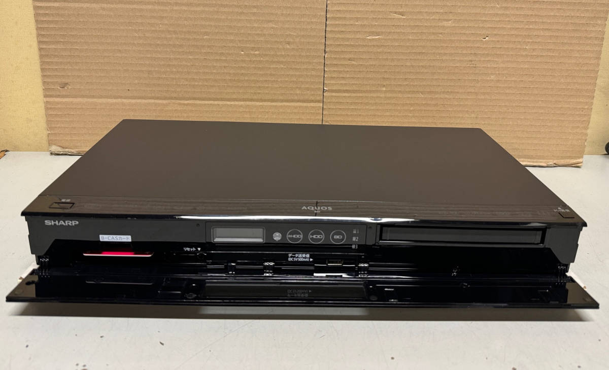 【 安心！整備品 】 上位機 SHARP 【 BD-T1800 】 1TB/12倍録画/外付けHDD/3番組録画/スカパー/3D再生/無線LAN 【 完動保証 】 2015年式 _画像3