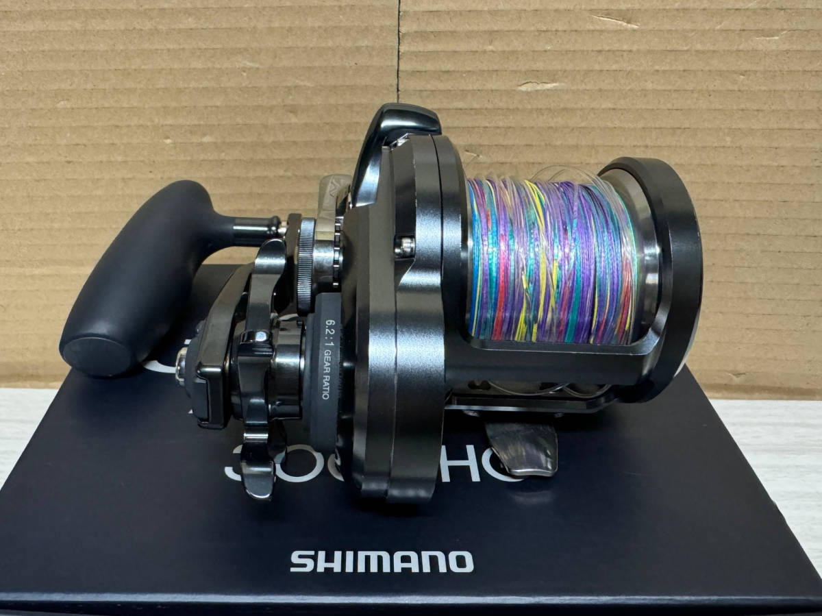 シマノ SHIMANO 19 オシアジガー Fカスタム 3000HG 使用1回 シマノ SHIMANO 19 オシアジガー Fカスタム 3000HG 使用1回