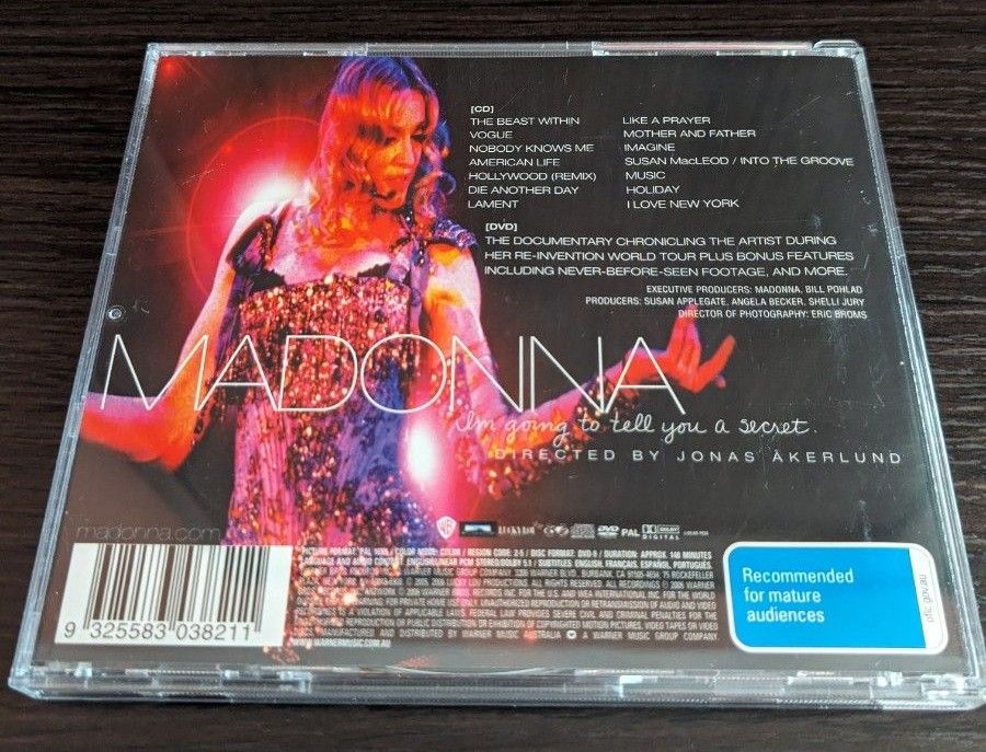 ★中古 Madonna マドンナ "I'm Going to Tell You a Secret" CD&DVD 輸入盤★