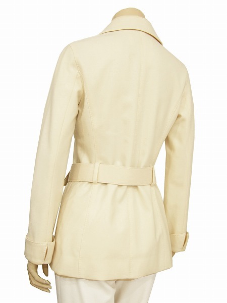 N極美品☆ハロッズ*Harrods★クリームベージュ系★ハンドステッチ★綺麗ラインの端正なジャケット★サイズ2号(Mサイズ)★レディース_画像3