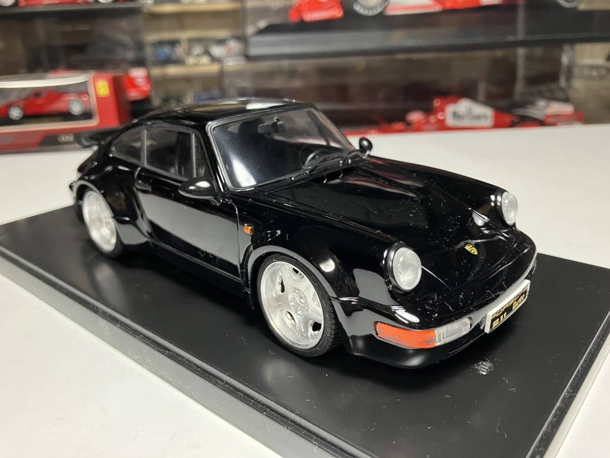 フジミ1/24　ポルシェ９１１ターボ　タイプ９６４　黒　アクリルケース付き　素人完成品_タイヤ・ホイルは純正ではありません