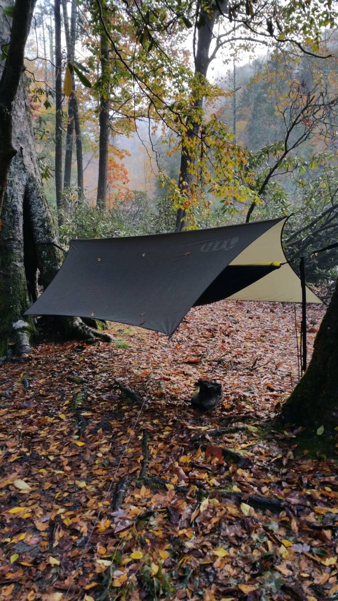 ★ハンモック専門 タープを使いこなす 玄人キャンパー ENO イーノ プロフライ ProFly Rain Tarp Black アウトドア キャンプ ツーリング ★_※使用参考画像