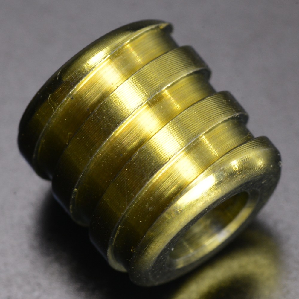チタンビーズ 円柱型 10mm 螺旋 ナイフストラップ用 パーツ [ ゴールド ] チタニウム らせん うずまき グラデーション_画像1