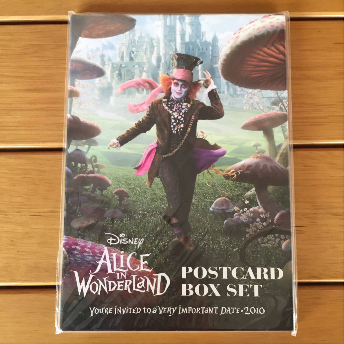 ALICE IN WONDERLAND POSTCARD BOX SET(ポストカード8枚) ティムバートン 不思議の国のアリス ディズニー  Disney 映実写画