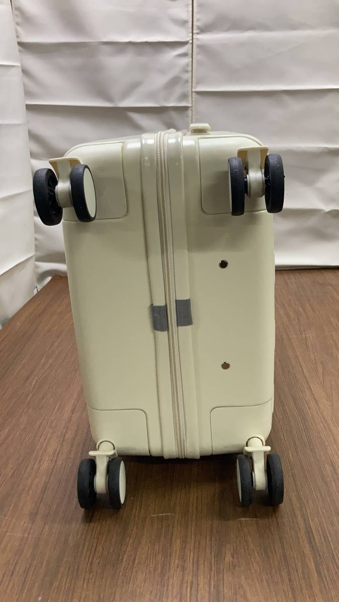 スーツケース USBポート付き Mサイズ色: ホワイト tc058 sc179-20-wh_画像3