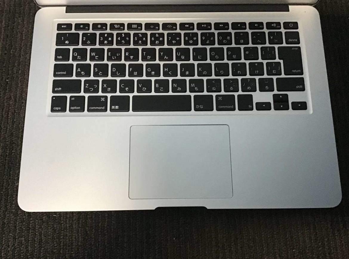 ★岐阜発　Apple / MacBook Air △ A-1466 / ノートパソコン / コードがない為動作未確認 / ジャンク品　R4.6/21★_画像9