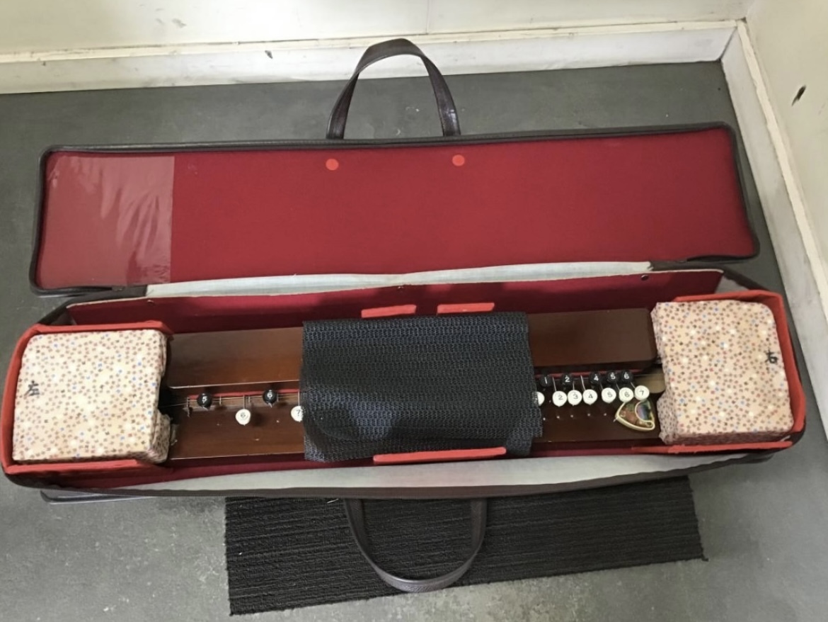 * Gifu departure ① Taisho koto / PIGGy HARP / traditional Japanese musical instrument / tools and materials / koto / case attaching / musical instruments / secondhand goods *1/28**
